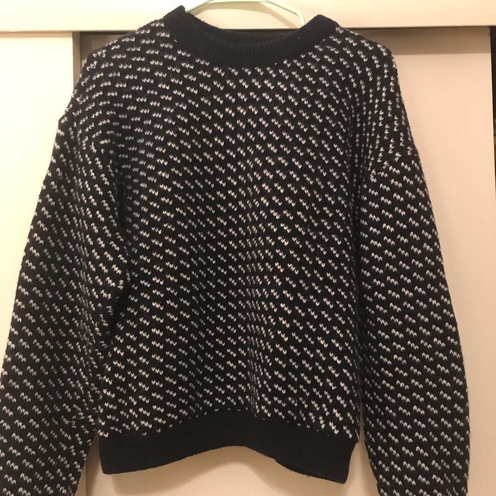 SOLD 🍒LL Bean vintage ladies large sweater